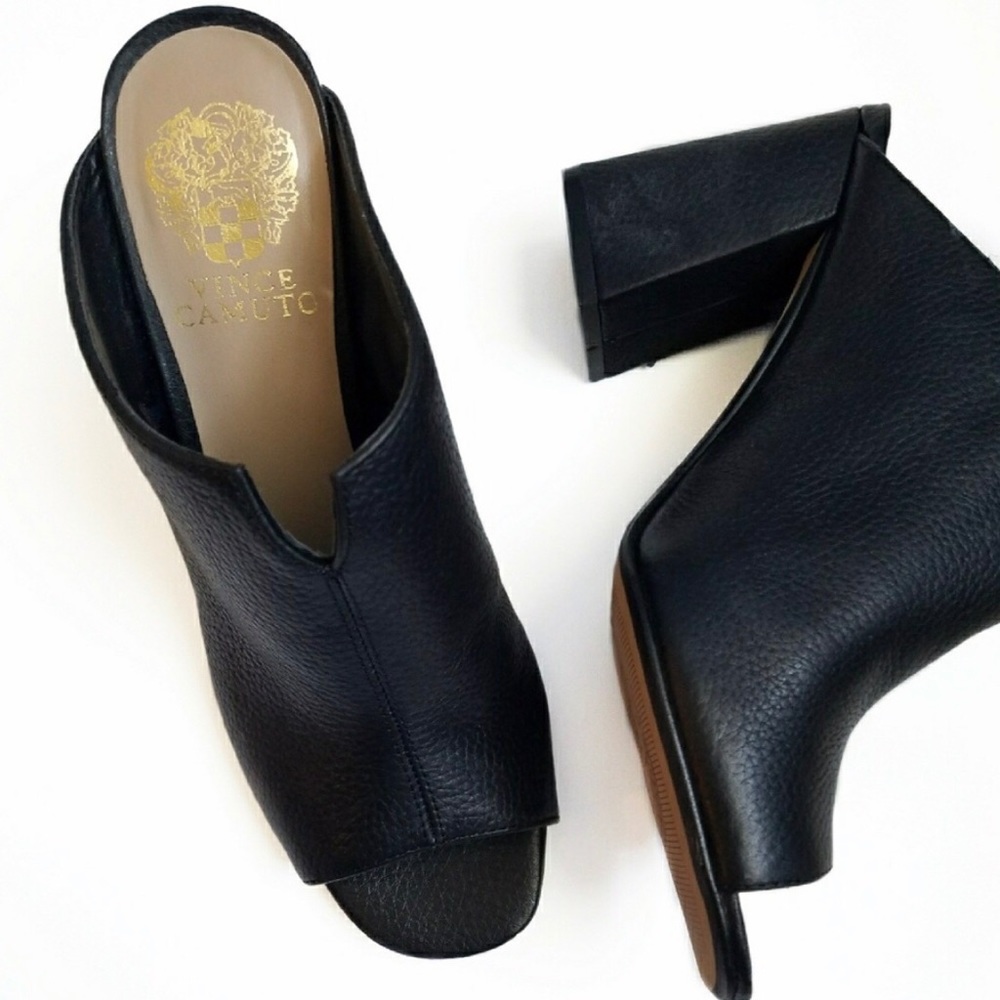 Vince Camuto mule